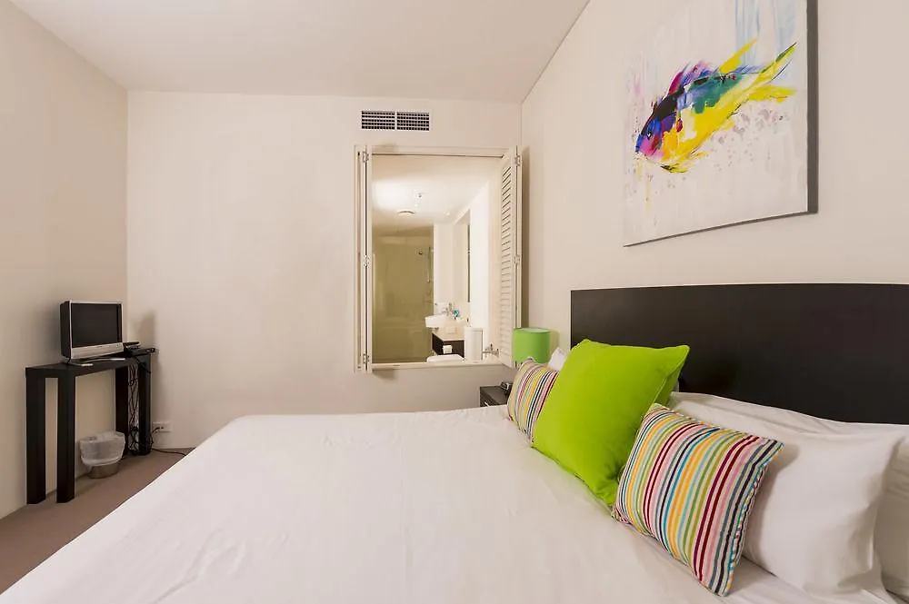 **** Aparthotel Cairns Private Apartments Australia