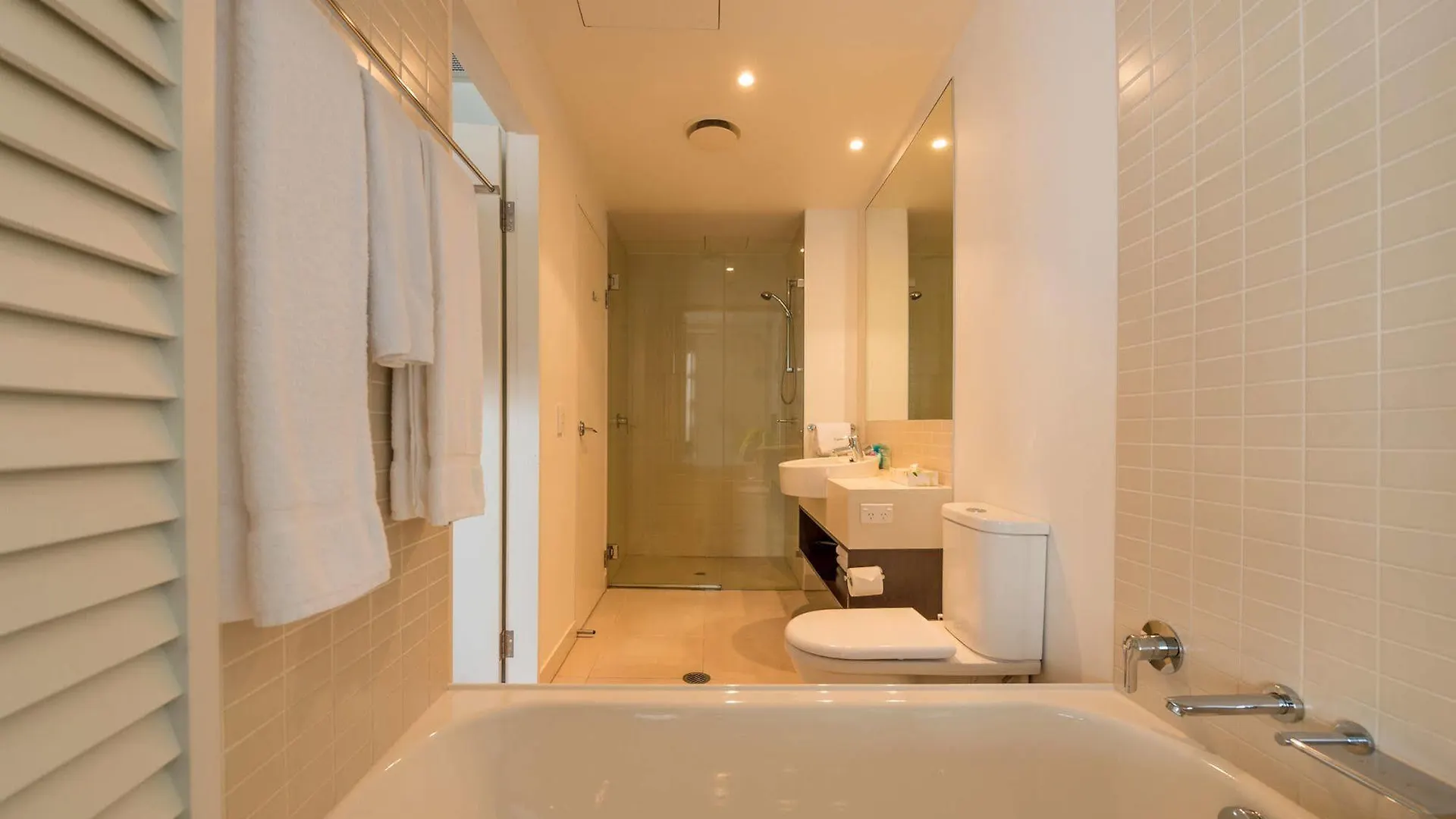 **** Aparthotel Cairns Private Apartments Australia
