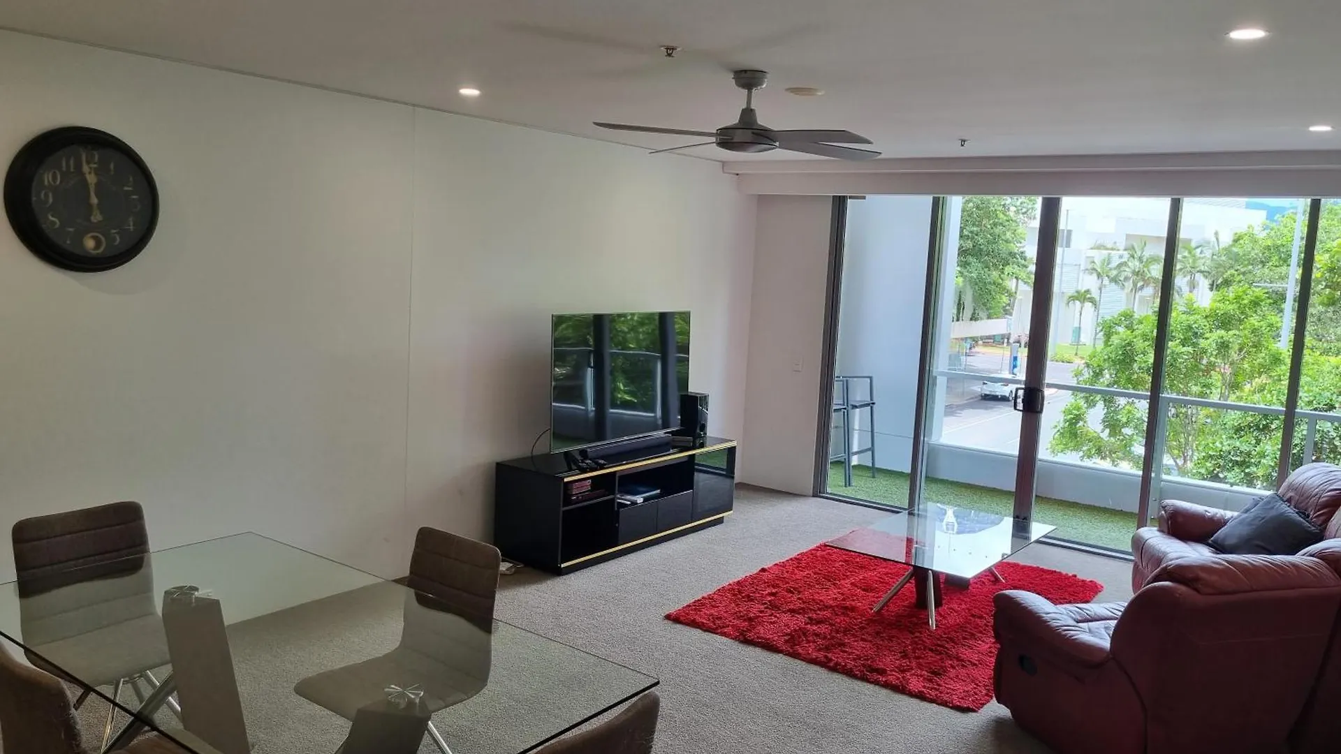 Cairns Private Apartments Aparthotel