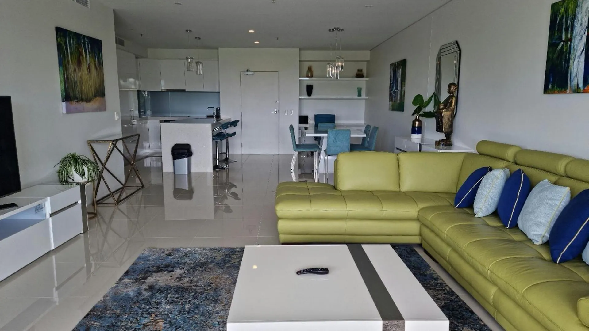 Cairns Private Apartments 4*,